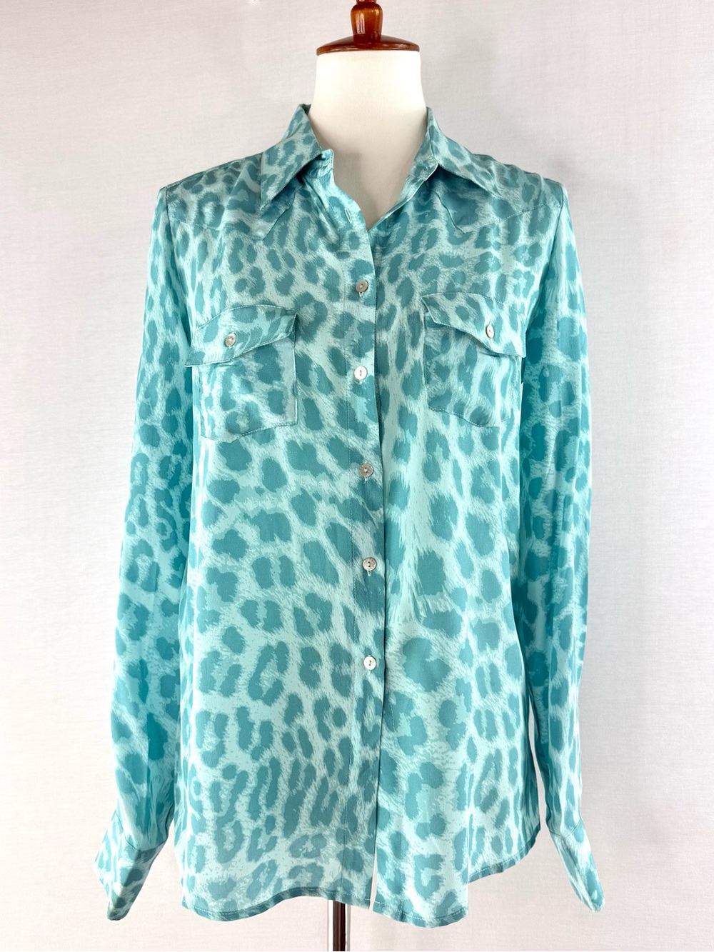 My tribe Aqua Blue Silk Leopard-Print Button-Up Blouse NWOT